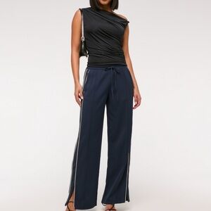 Abercrombie & Fitch Pull-On Track Pant